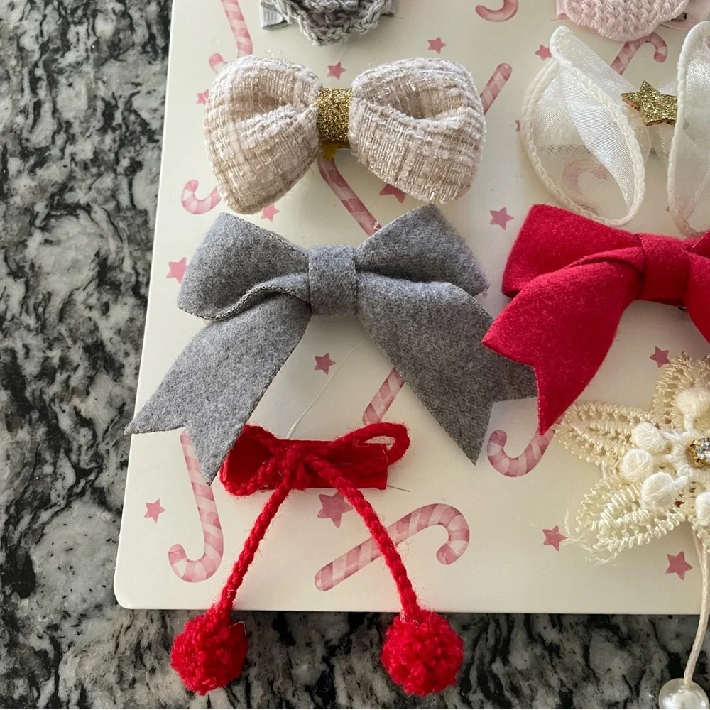 New Christmas Magic Is In The Hair Assorted Christmas Bows and Barrettes